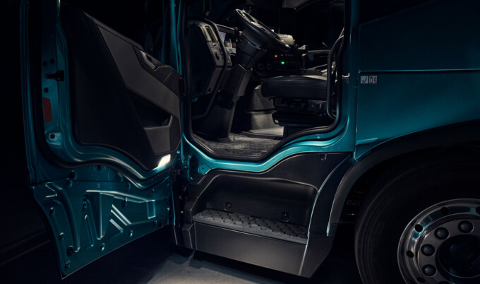 Nijwa_Zero_Volvo_FM_Low_Entry_07