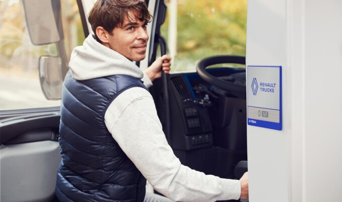 Nijwa-Zero-Renault-Trucks-D-Wide-ZE-7 Nijwa-Zero-Renault-Trucks-D-Wide-ZE-7