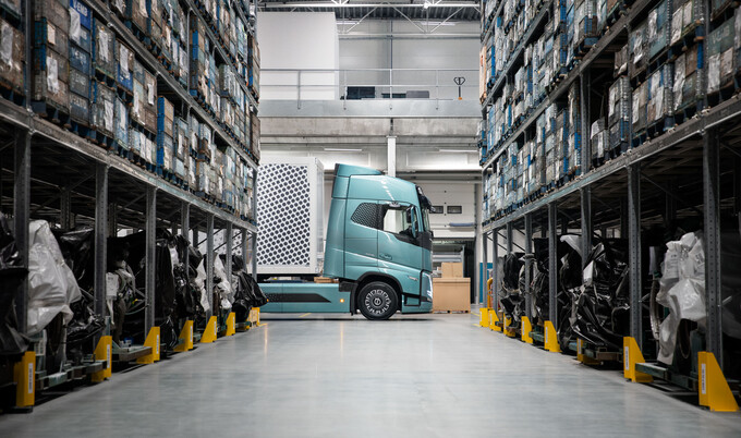 Nijwa-Zero-Volvo-Trucks-FH-Electric-3