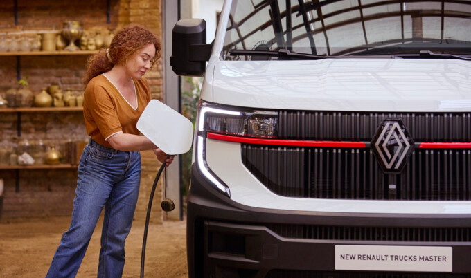 Renault-Master-E-TECH-2024-Nijwa-Zero-04