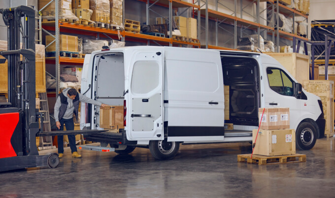 Renault-Master-E-TECH-2024-Nijwa-Zero-03 Renault-Master-E-TECH-2024-Nijwa-Zero-03