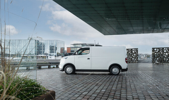 Nijwa zero Maxus eDeliver 3 elektrische bestelbus in de stad Nijwa zero Maxus eDeliver 3 elektrische bestelbus in de stad