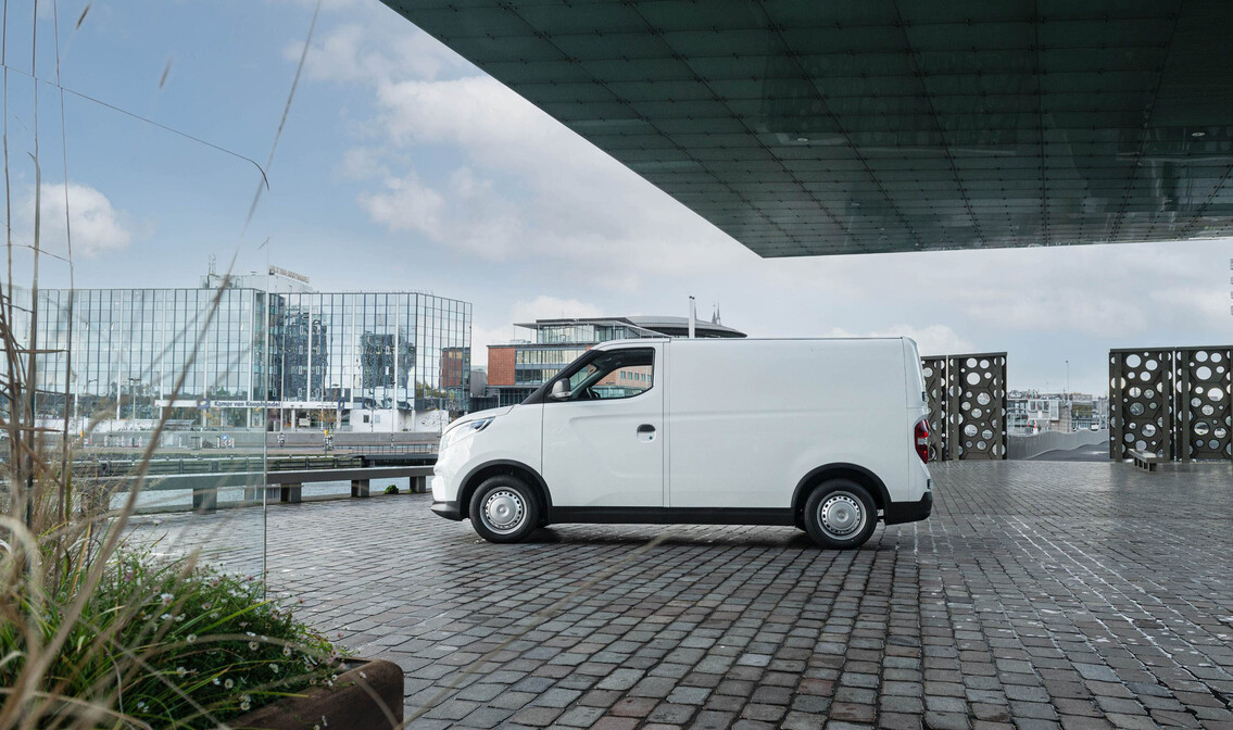 Nijwa zero Maxus eDeliver 3 elektrische bestelbus in de stad Nijwa zero Maxus eDeliver 3 elektrische bestelbus in de stad