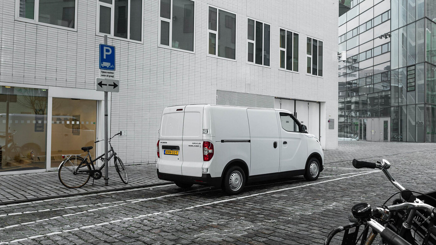 Nijwa zero witte Maxus eDeliver 3 elektrische bestelwagen in de stad Nijwa zero witte Maxus eDeliver 3 elektrische bestelwagen in de stad